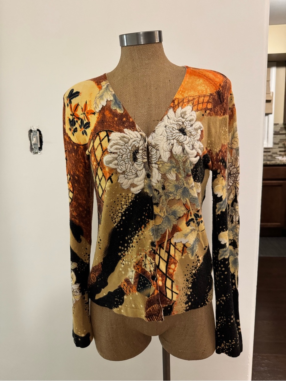 Floral Print V-Neck Long Sleeve Top in Brown Multi
